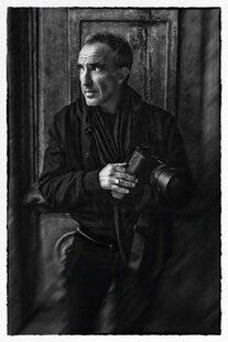 Réponses Photo 385 LUMIÈRE SUR…NIKOS ALIAGAS