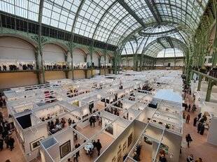 Réponses Photo 386 PARIS PHOTO A ACCUEILLI PRÈS DE 75 000 VISITEURS