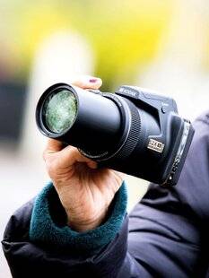 Réponses Photo 387 Face au smartphone, les compacts et bridges sont-ils encore pertinents ?