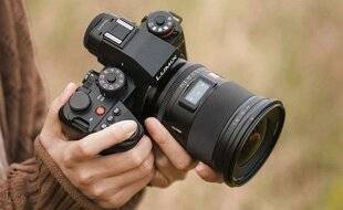 Réponses Photo 388 VILTROX EN MONTURE L