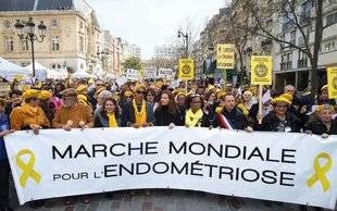Top Santé 345 ENFIN UN PLAN POUR L'ENDOMÉTRIOSE