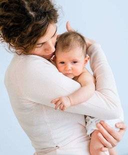 Top Santé 346 Mon bébé régurgite, comment réagir ?