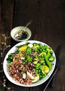 Top Santé 351 Salade de kasha aux légumes verts