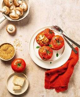 Top Santé 418 TOMATES FARCIES AU RIZ COMPLET, TOFU FUMÉ ET CHAMPIGNONS