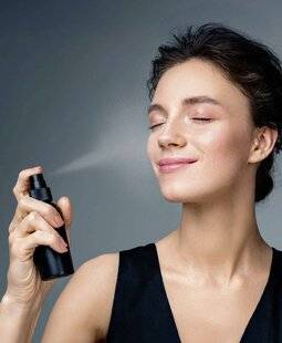 Top Santé 421 Bien choisir son spray fixateur de maquillage