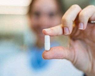 Top Santé 422 UN MÉDICAMENT POURRAIT TRAITER LES AVC JUSQU'À 6 HEURES APRÈS