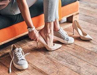 Top Santé 429 PIEDS NUS, TALONS, BASKETS…