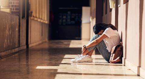 Top Santé 432 Jeunes filles en souffrance