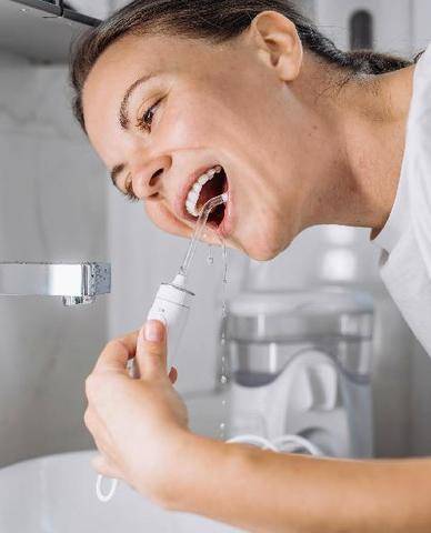 Top Santé 434 5 jets dentaires pour une bouche saine