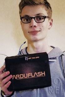 Science & Vie Junior 309 Martin Wagner, 15 ans, invente l'Arduflash