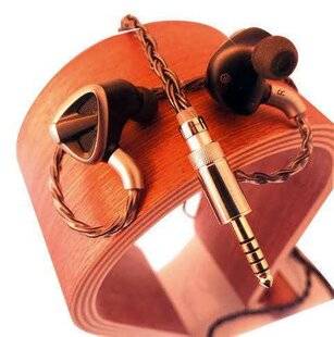Diapason 746 FiiO FH19