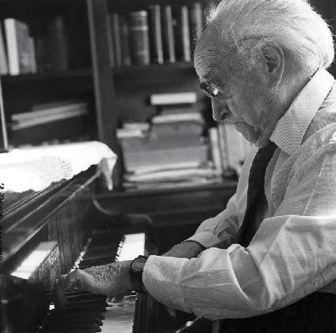 Diapason 759 Joaquin Rodrigo (1901-1999)
