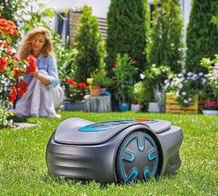 Maison & Travaux 350 ROBOTS TONDEUSES : la performance à petits prix