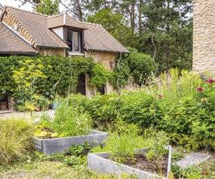 Maison & Travaux 351 UN AMOUR de jardin