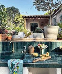 Maison & Travaux 351 8 IDÉES pour des cuisines d'été bien intégrées