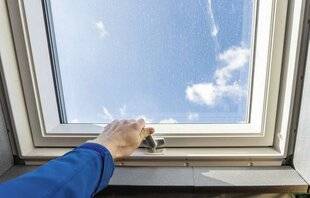 Maison & Travaux 355 FENÊTRE DE TOIT : les autorisations incontournables