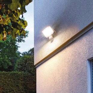 Maison & Travaux 356 Éclairages automatiques, EXTÉRIEURS SÉCURISÉS