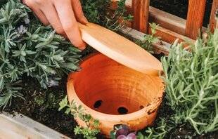 Maison & Travaux 356 LE COMPOSTEUR cache bien son jeu !