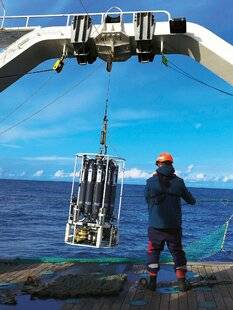 Hors-Séries 326 Une marine au service de la science