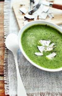 Pleine Vie 393 Velouté d'épinard et noix de coco