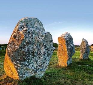 Pleine Vie 399 1 FASCINANTS MENHIRS DE CARNAC