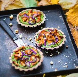 Pleine Vie 401 Tartelettes aux girolles et brocolis