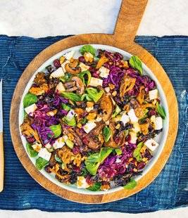 Pleine Vie 401 Salade de mâche et de chou rouge aux champignons