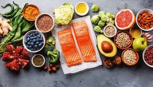 Pleine Vie 411 NOS CONSEILS NUTRITIONNELS POUR BIEN VOUS ALIMENTER