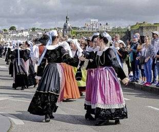 Pleine Vie 471 MER, MUSIQUE ET ÂME BRETONNE