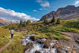 Pleine Vie 482 LES ROCHEUSES CANADIENNES, l'autre Far West