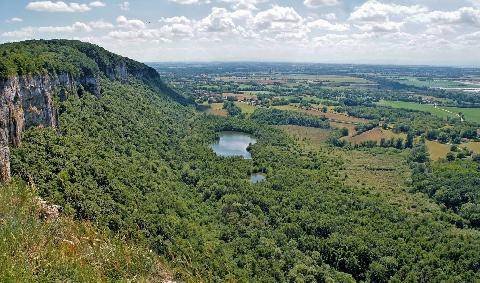 Pleine Vie 485 Les poèmes du moisMon village