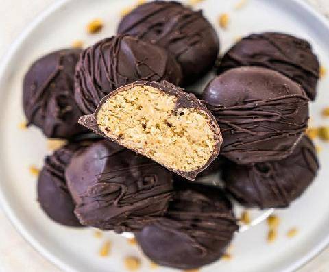 Pleine Vie 485 LA RECETTE SANTÉ Energy balls*