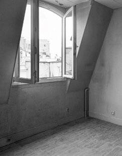 Le Journal de la Maison 574 Deux « studios » sous les toits transformés en appartement.