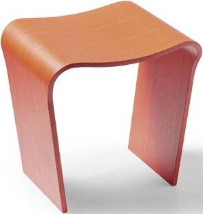 Le Journal de la Maison 578 Un tabouret qui suit la vague.
