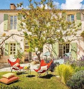 Mon Jardin & Ma Maison 783 LE RÉVEIL LUMINEUX D'UNE MAISON DE VILLAGE