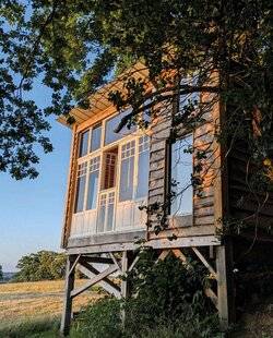 Mon Jardin & Ma Maison 785 PERCHÉ DANS LA NATURE