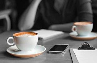 Science & Vie 1211 Proposer un café avant un débat stimule l'implication de chacun
