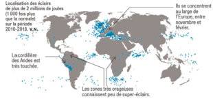 Science & Vie 1226 LES SUPER-ÉCLAIRS SE PRODUISENT SURTOUT AU-DESSUS DES MERS
