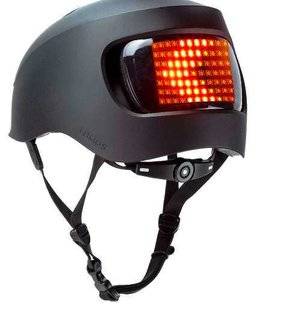 Science & Vie 1228 Un casque de vélo pour se protéger et se signaler