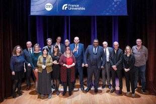 Science & Vie 1301 MÉDAILLES DE LA MÉDIATION SCIENTIFIQUE 2025