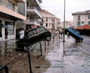 Science & Vie 1305 Un tsunami peut-il avoir lieu en mer Méditerranée ?
