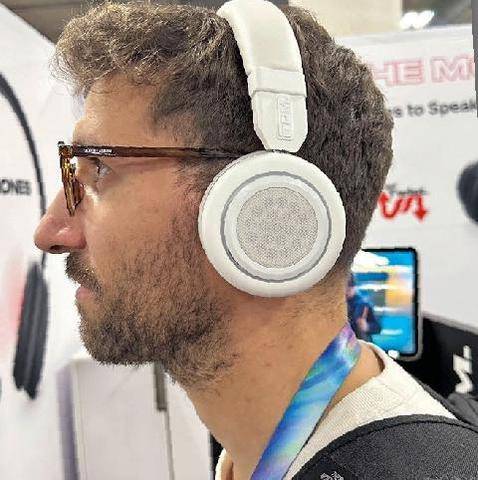Science & Vie 1309 Le casque audio qui se transforme en enceinte