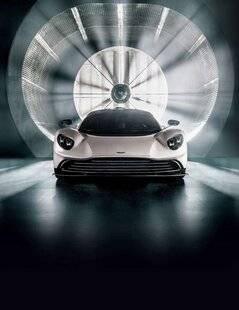 Sport Auto 744 Le futur d'Aston Martin 2024, l'année clé d'Aston Martin