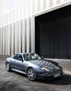 Sport Auto 744 AU DOIGT ET À L’ŒIL