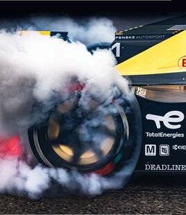 Sport Auto 744 OPÉRATION RECONQUÊTE