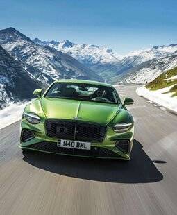 Sport Auto 760 ATTITUDE EN ALTITUDE