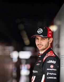 Sport Auto 766 LE NOUVEAU COCON D'ESTEBAN OCON