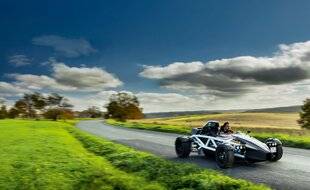 Sport Auto 767 PAS COMME LES AUTRES