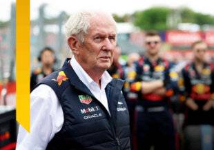 Sport Auto 768 Chaises musicalesLe départ des piliers de Red Bull