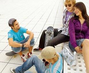 Psychologies Magazine 479 ADOS : quand faut-il se mêler de leurs fréquentations ?